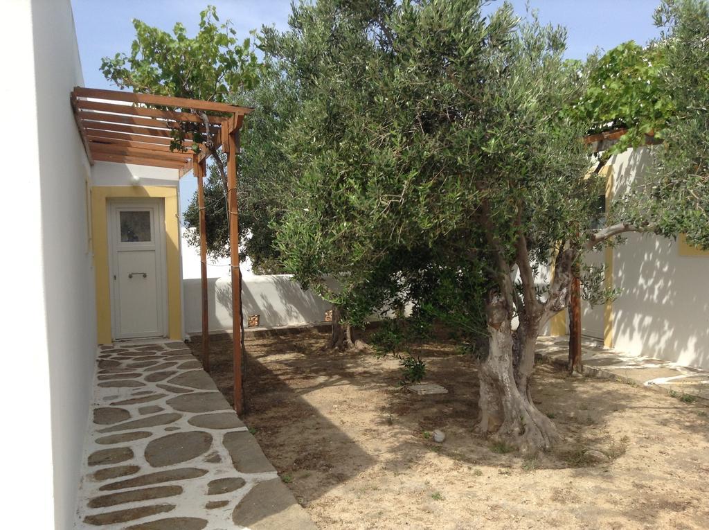 Galaxy Apartments Alikí المظهر الخارجي الصورة